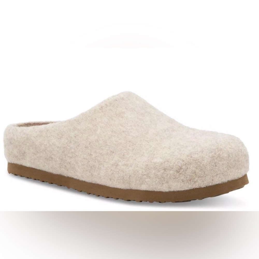 Eastland Clogs
